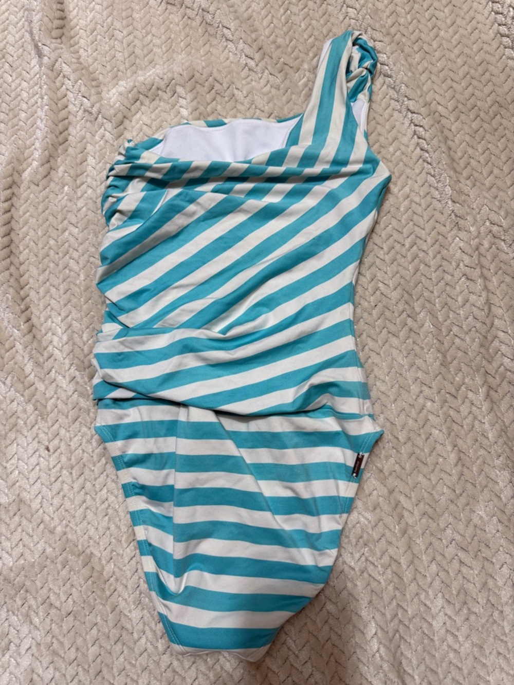 Perry Ellis Light Blue and White Lined Garment